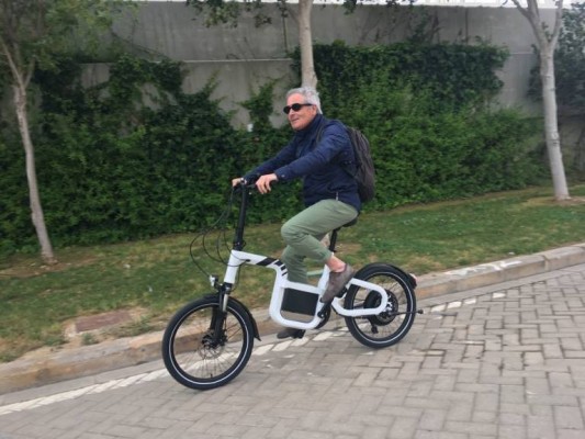 Los edificios de nueva construcción deberán incluir aparcamientos para bicicletas