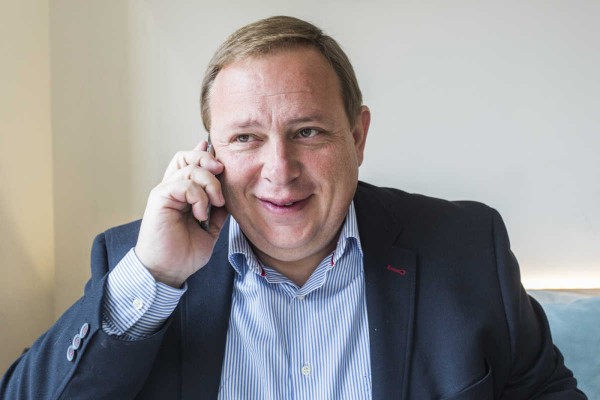 Gandia abandona Presidencia