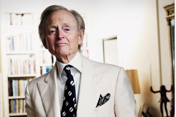 El reino del lenguaje de Tom Wolfe contra el rey desnudo Chomsky