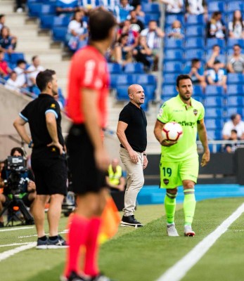 Un plano Levante se estrella en el RCDE Stadium (1-0)