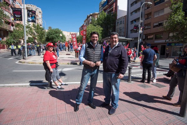 Manifestación del 1 de mayo en Alicante (Fotos: RAFA MOLINA)