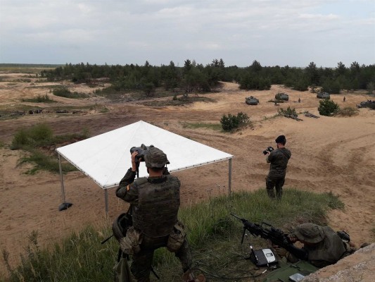 Los militares podrán acreditar su experiencia laboral y formación en las Fuerzas Armadas con un certificado de Defensa