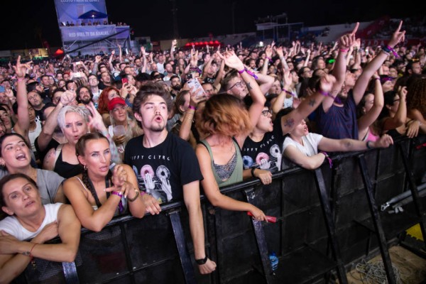 Benidorm arrima el hombro y paga parte de producción del Low 2018 no incluida en el convenio