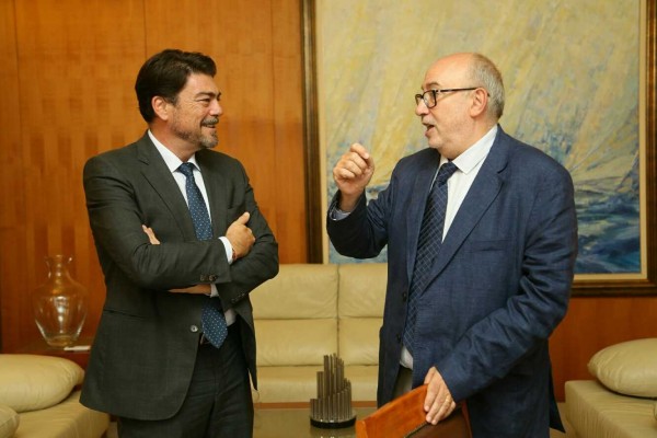 Barcala persiste con el Consell: ¿del deshielo al idilio?