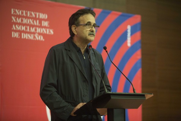 Vicente Gallega (READ): 