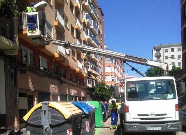 València amortizará en ocho años el coste de cambiar la luz de la zona norte de la ciudad