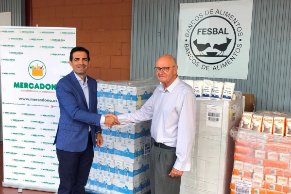Mercadona entrega 12.800 kilos de azúcar, leche y harina al Banco de Alimentos de Alicante