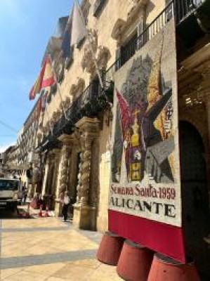 Los actuales operadores del Puerto de Valencia, candidatos a la licitación de la terminal norte