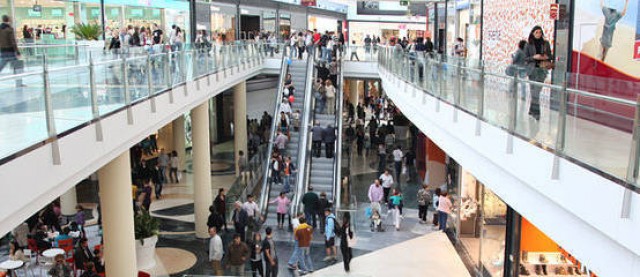 El Estado no recurrirá la ley valenciana de horarios comerciales ante el Tribunal Constitucional
