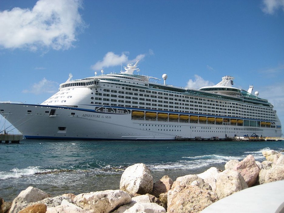 El Puerto de Valencia duplicará bonificaciones para frenar la caída de cruceristas