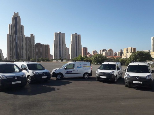 Hidraqua  adquiere vehículos eléctricos en Benidorm que evitarán la emisión de  12,5 Tn de CO2 en el próximo año
