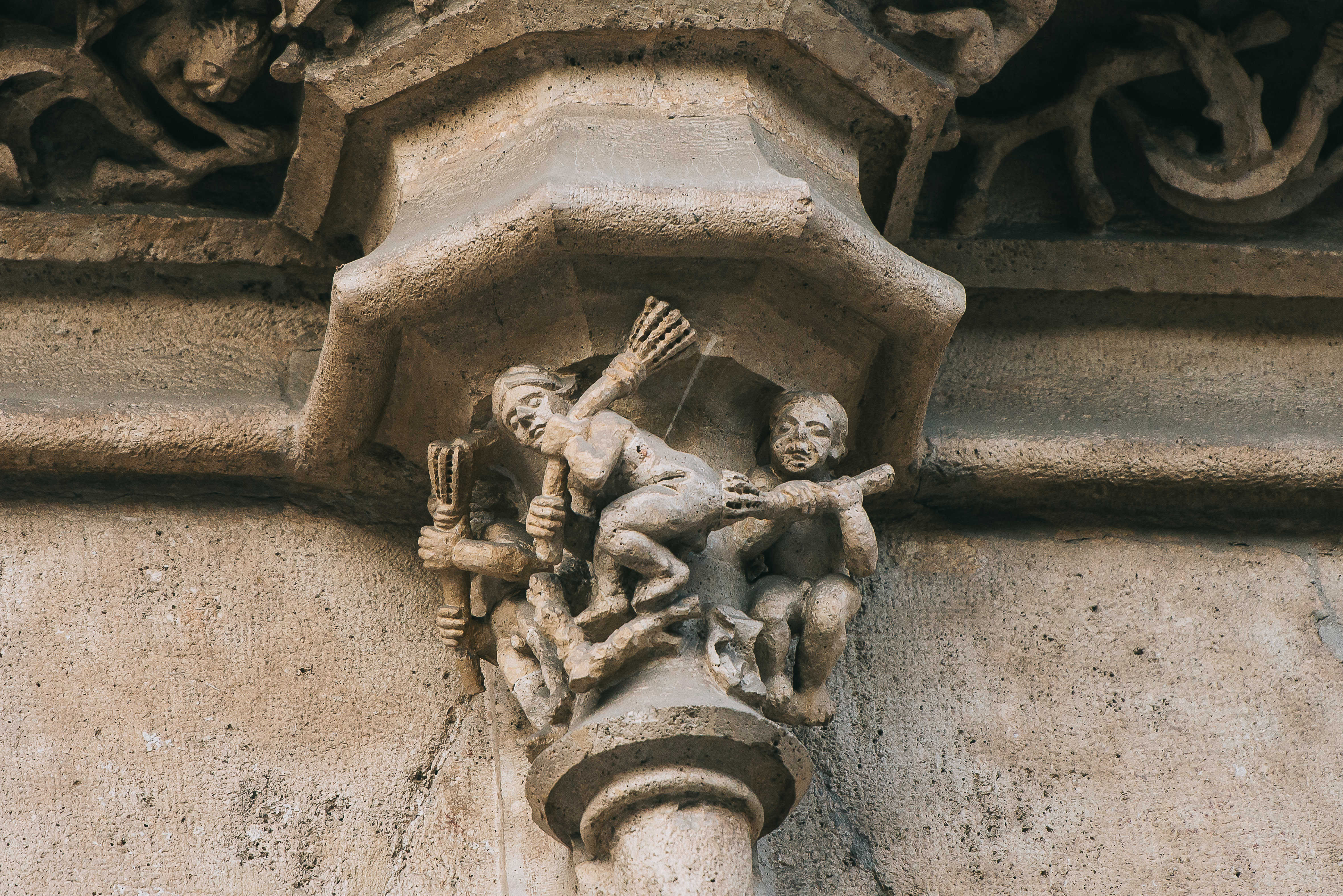 Sexo en la calle: un paseo por el arte desnudo de València