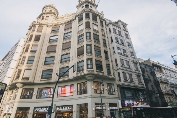 Ballester y Pla unirán dos edificios para crear un hotel de más de 100 habitaciones en la calle Colón