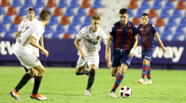 El Atlético Levante debe reaccionar en su visita a Badalona