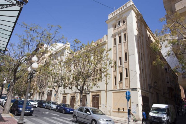 El Consell reactiva su interés por la compra del Ideal entre el tanteo de inversores privados