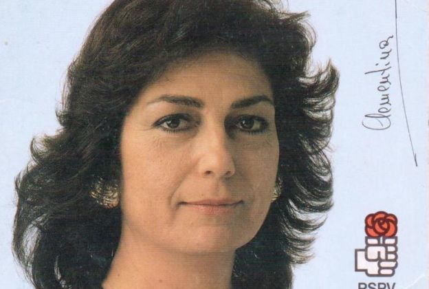 Multan al hijo de la exalcaldesa de Valencia Ródenas por injurias al Rey