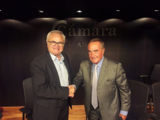 José Juan Fornés sustituye a Isabel González en el comité ejecutivo de la Cámara de Alicante