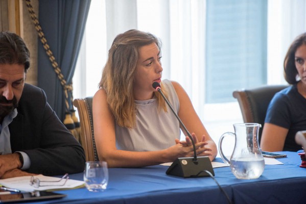Barcala se ahorra un mal trago: la reforma que daría derechos a Belmonte se votará por artículos