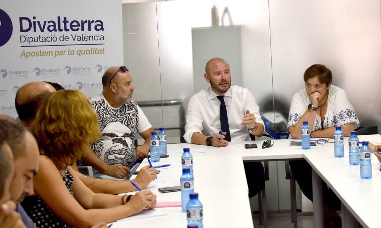 Los jefes de servicio y la dirección de Transparencia  de Divalterra aplauden el nuevo paradigma empresa
