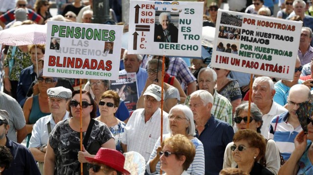 El Pacto de Toledo cierra un acuerdo para subir las pensiones solo con el IPC