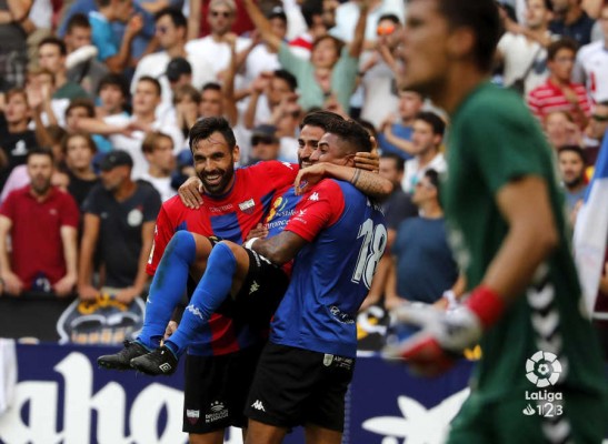 De Primera Regional a Segunda A