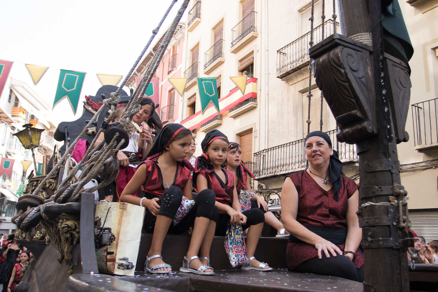 Desfiles de Moros y Cristianos en Xixona (Fotos: PEPE OLIVARES)
