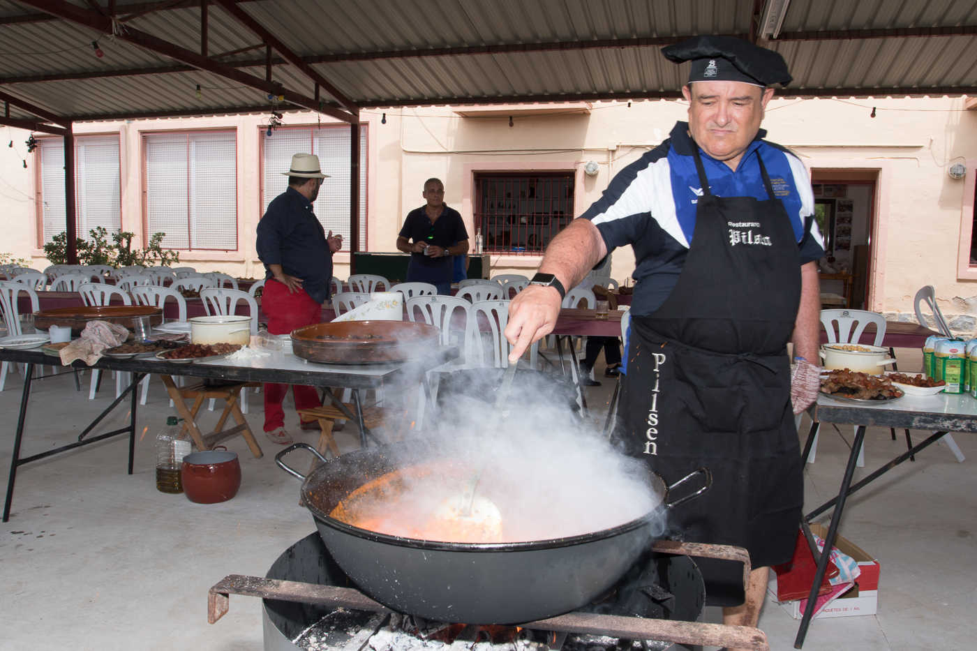 Comida de la Asociación de Amigos del Arroz con Costra de Elche (fotos PEPE OLIVARES)