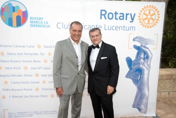 Acto de constitución del Rotary Club Alicante Lucentum (Fotos: RAFA MOLINA)