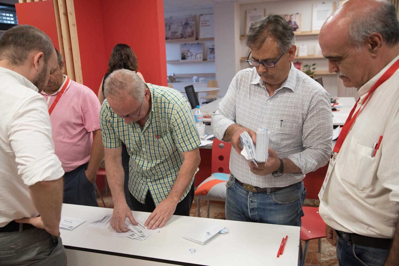 Celebración de Primarias del PSPV-PSOE (Fotos: KIKE TABERNER)