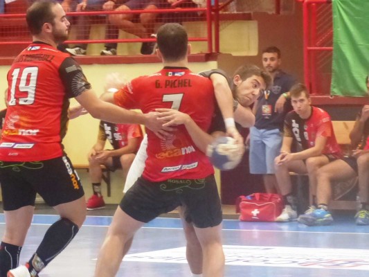 Agustinos logra en la prórroga el pase a la segunda ronda de la Copa del Rey