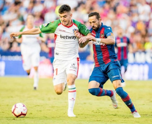 Morales, primer apercibido de sanción, en una equipo que ya lleva 22 tarjetas