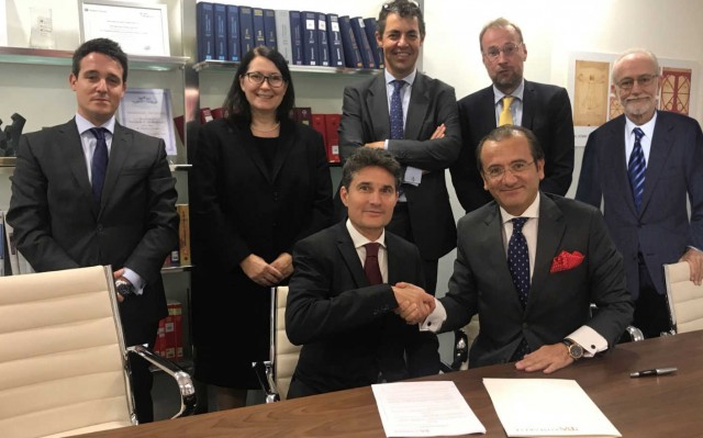 Tomarial se internacionaliza y amplía sus servicios en el extranjero