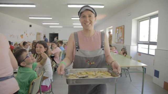 Una empresa valenciana lleva la inteligencia emocional a los comedores escolares para lograr un clima más tranquilo