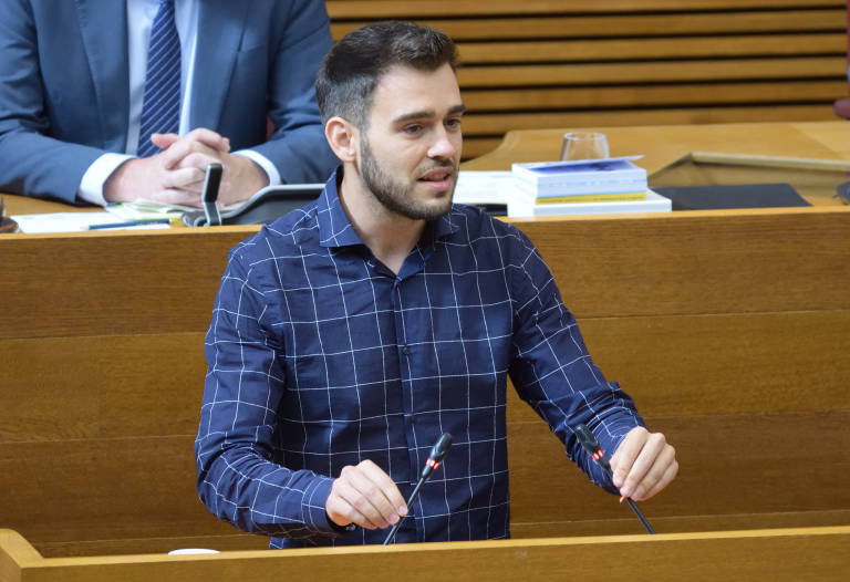 El portavoz de Compromís en Les Corts, Fran Ferri. Foto: CORTS - 