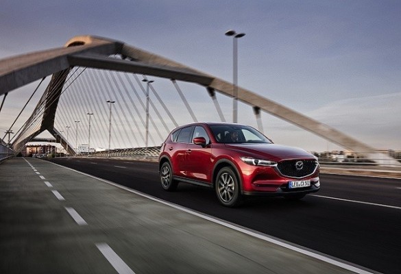Los todocaminos CX-5 y CX-3 de Mazda acapararon el 60% de sus ventas en España en septiembre