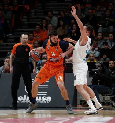 El supercampeón pone a prueba la recuperación taronja en la Fonteta