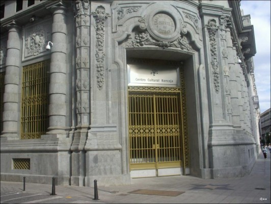 Bankia cierra la primera oficina de Bancaja ubicada en el histórico Edificio Glorieta