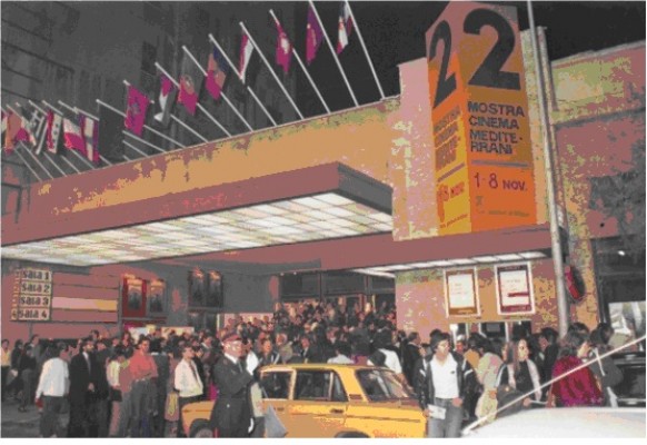 Adiós definitivo a los cines Martí de Valencia