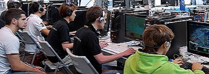 La firma valenciana Meeting Games presenta <strong>Uviway</strong>, la primera red social para videojuegos