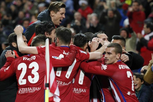 El Atlético elimina al PSV en los penaltis con un sufrimiento extremo