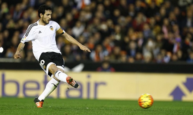 El Sevilla piensa en Parejo para cubrir la posible salida de Banega