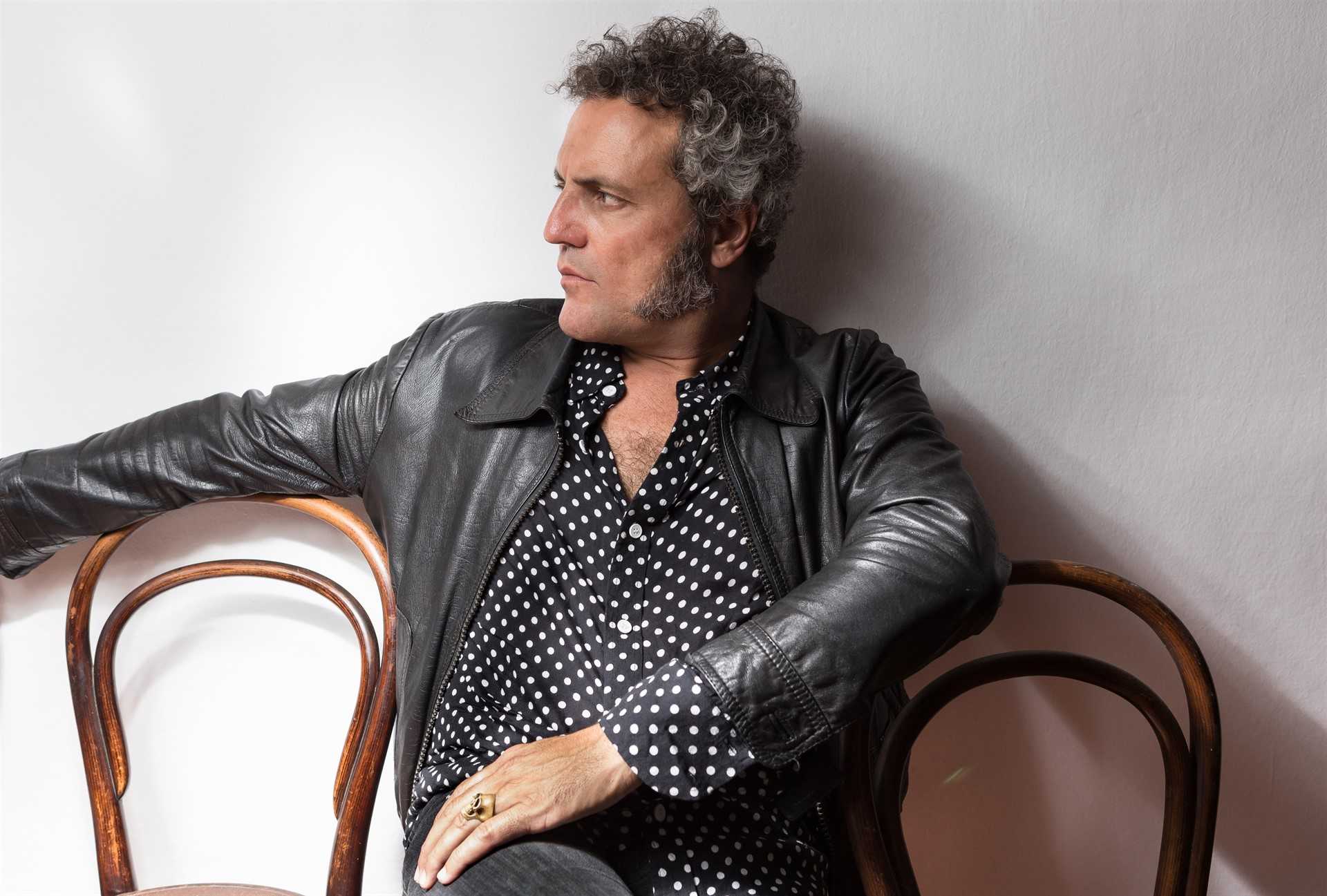 El líder de M Clan actuará en solitario en València en noviembre