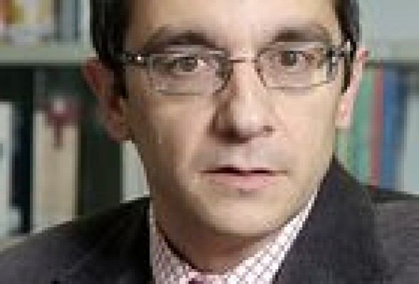 Prohibitiva desde el punto de vista social en el actual contexto de crisis económica