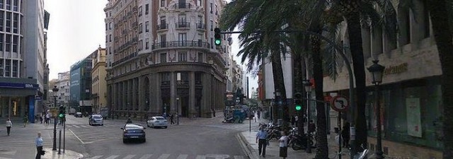 Empresarios de Valencia contra Santander, BBVA, La Caixa, Bankia