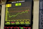 El Ibex 35 se da la vuelta a media sesión y remonta un 1%
