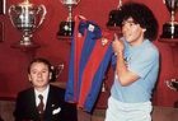 La liga del debut de Maradona que el Valencia le dio Clemente