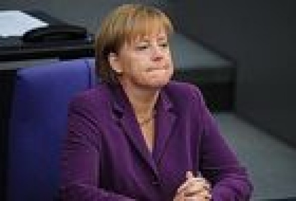 Merkel: de momento nadie del G20 aportará al fondo de rescate europeo