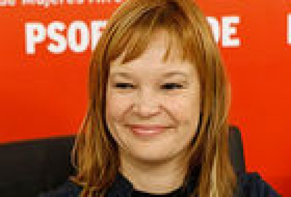 Perfil de Leire Pajín: cuando la imagen devora al político