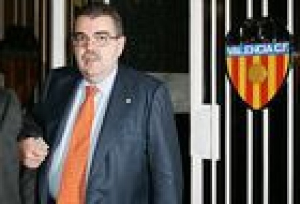 Soler vende sus acciones del Valencia CF