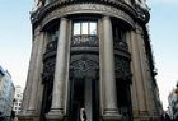 Banco de Valencia acentúa su caída en bolsa